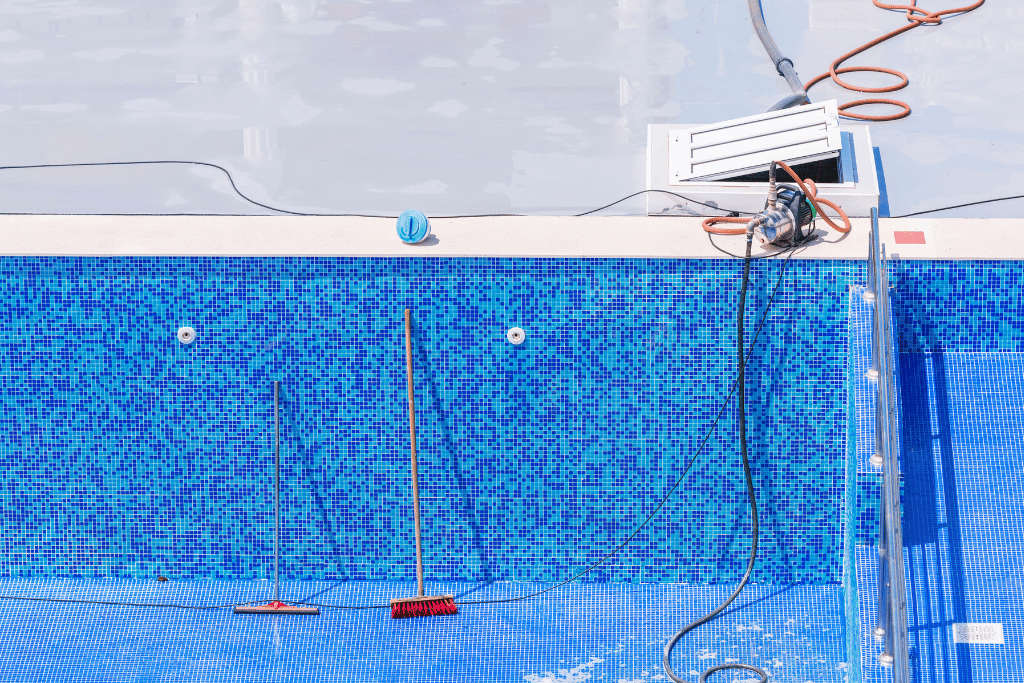 How Does Pool Leak Detection Work